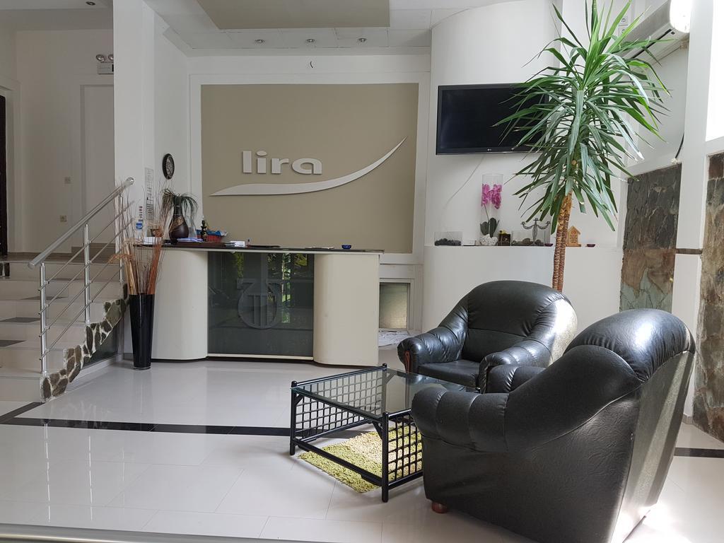 Lira Inn Ni Exterior foto